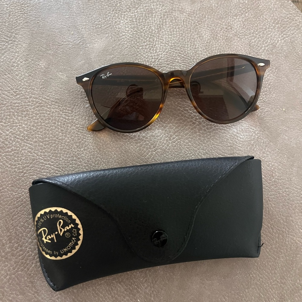 Ray-Ban leopard Sunglasses polarized with Black Case - Picture 2 of 4